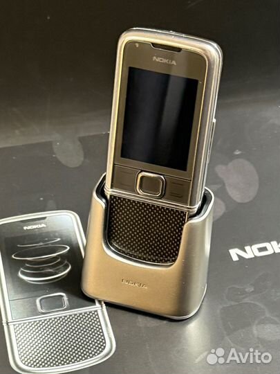 Nokia 8800 Carbon Arte, 4/4 ГБ