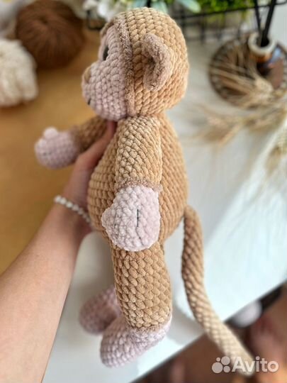 Плюшевая обезьянка