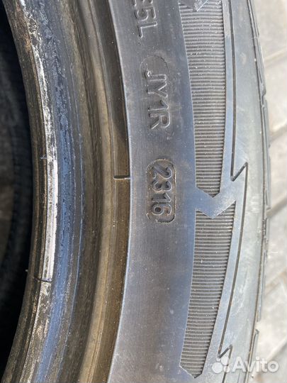 Goodyear UltraGrip Ice 225/55 R18 102T