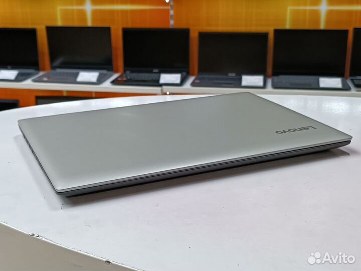 Ноутбук Lenovo 15.6