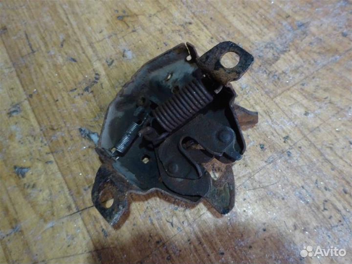 Замок капота Hyundai Lantra 1990-1995