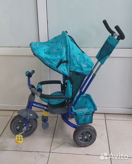 Трехколесный велосипед