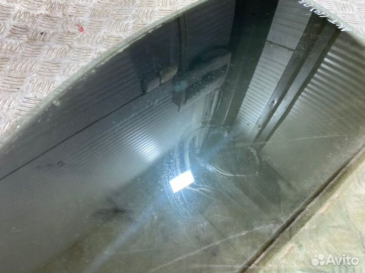 Стекло двери опускное переднее левое Ssangyong