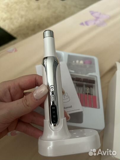 Машинка для маникюра и педикюра