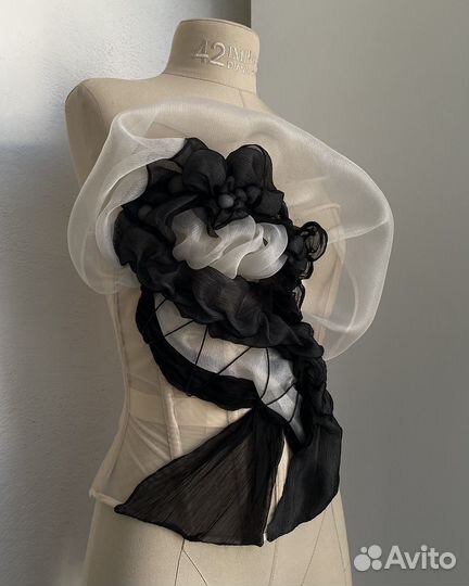 Индивидуальный пошив нижнего белья и корсетов