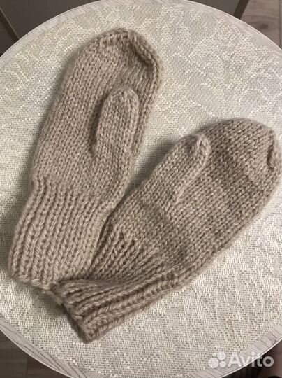 Варежки, пуховый платок, наколенник из шерсти