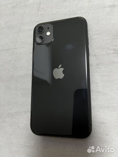 iPhone 11, 64 ГБ