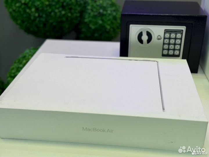 Macbook Air 15 (MC9F4) Starlight 16/512Gb