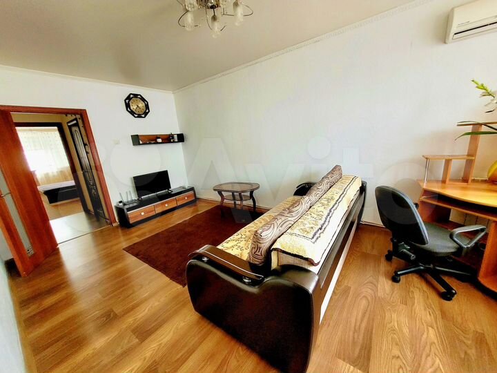 2-к. квартира, 58 м², 8/10 эт.