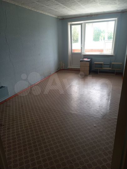 2-к. квартира, 56 м², 1/3 эт.