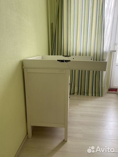 Пеленальный столик IKEA sundvik
