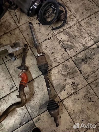 Привод передний правый Range Rover Evoque