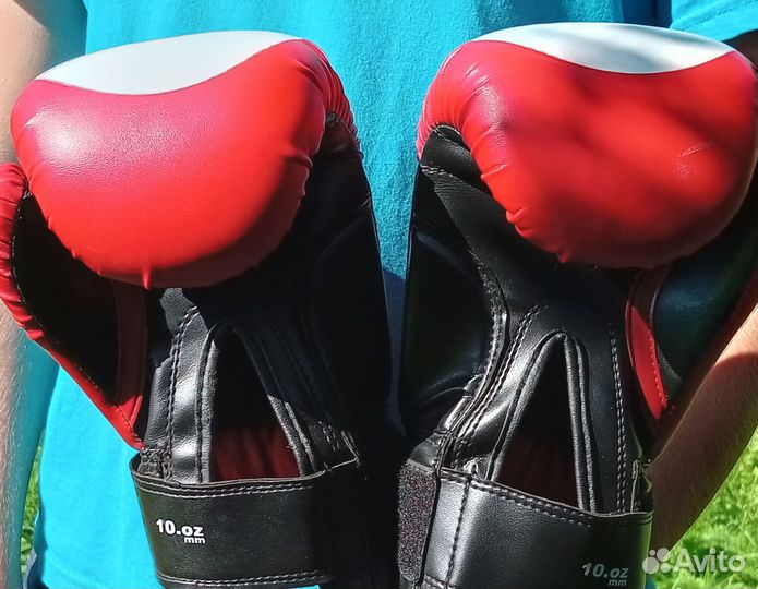 Боксерские перчатки 10 oz green hill