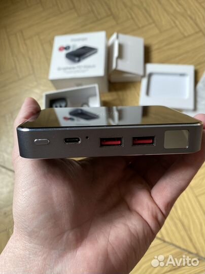 Внешний аккумулятор Prestigio Graphene PD Watch