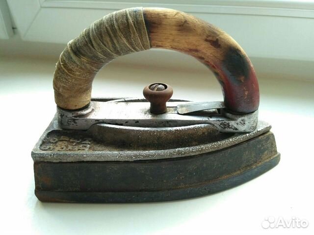 Утюг наплитный