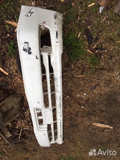 Бампер toyota chaser 100