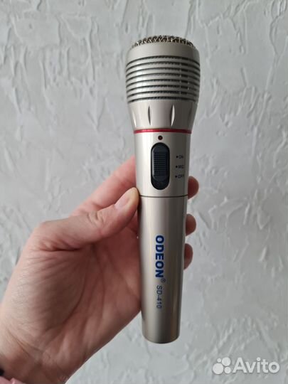 Студийный микрофон