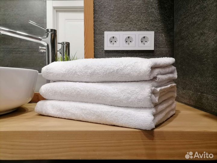 Махровые полотенца новые