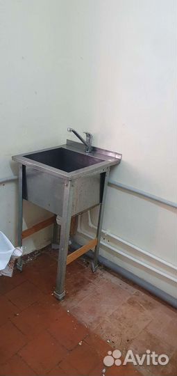 Чайник электрический бу