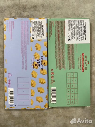 Палетки Revolution, пудра, блески