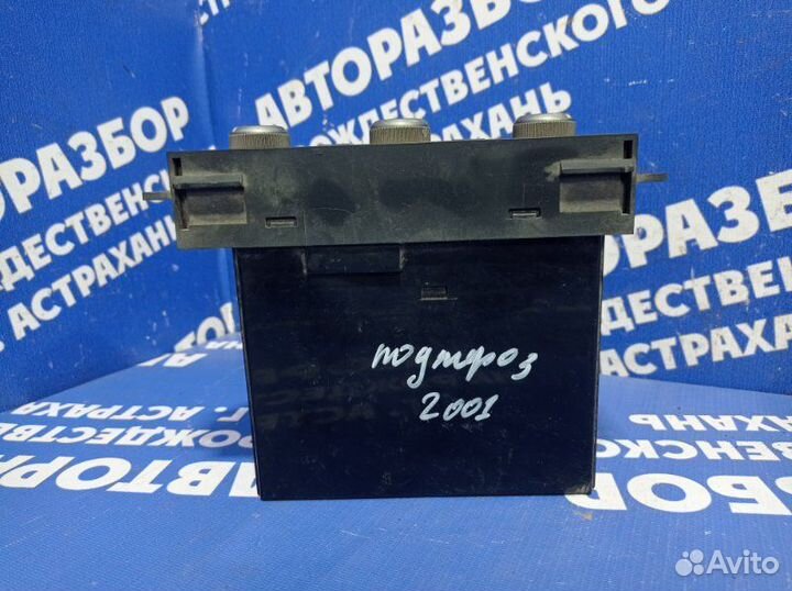 Блок управления печкой Mitsubishi Pajero 3