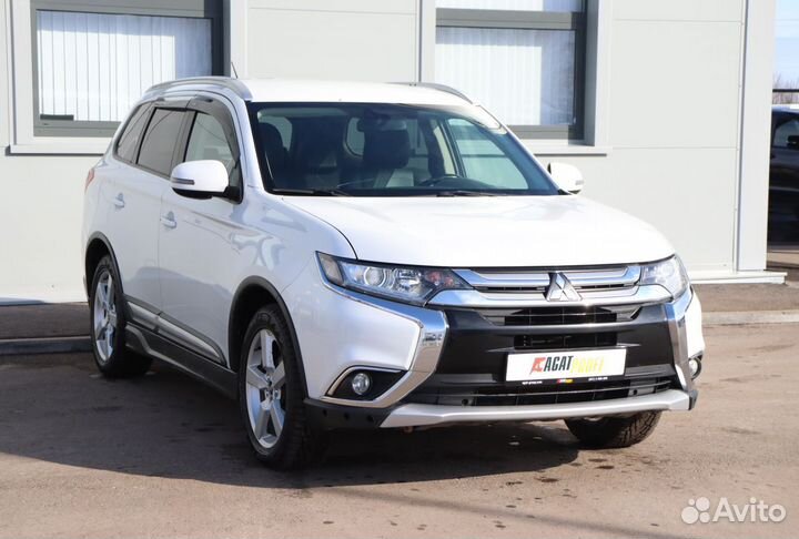 Mitsubishi Outlander 2.0 CVT, 2016, 208 929 км