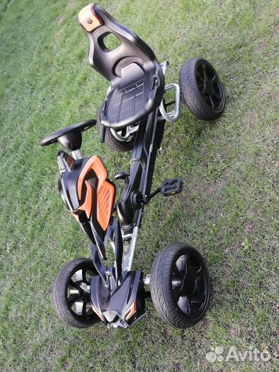 Детский веломобиль