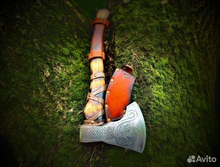 Топор кованый ручной работы