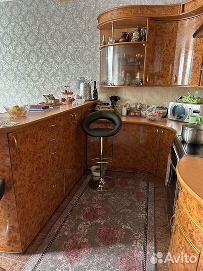 Продам кухонный гарнитур б/у