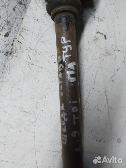 Привод передний левый Skoda Octavia