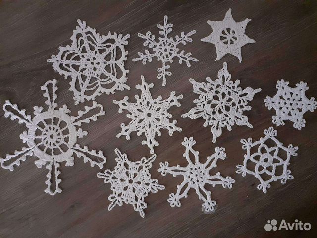 Елочные шарики снежинки