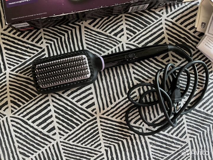 Расческа-выпрямитель Philips BHH880/00