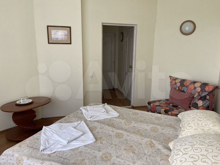 Комната 15 м² в 7-к., 1/3 эт.