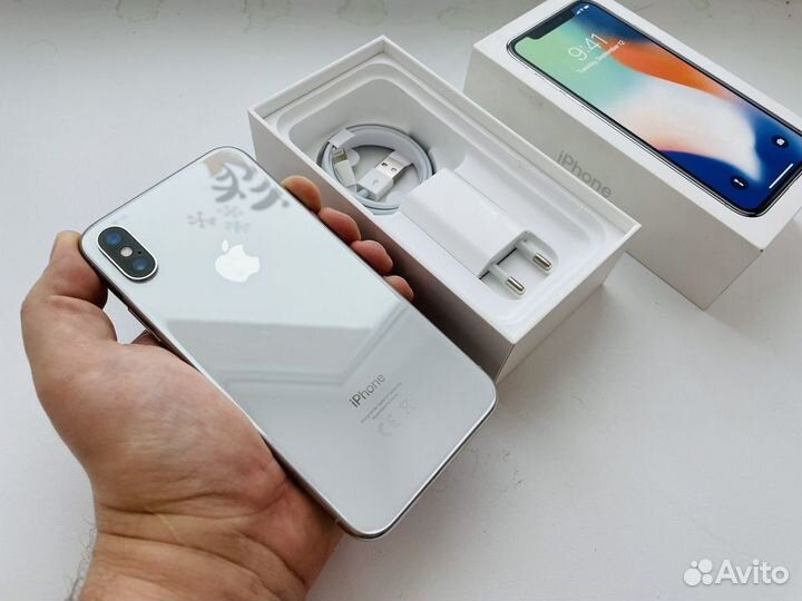 iPhone X, 64 ГБ