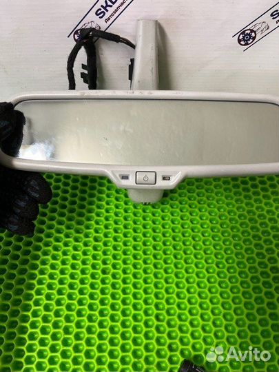 Зеркало заднего вида салонное Audi A4 B8 1.8 2009