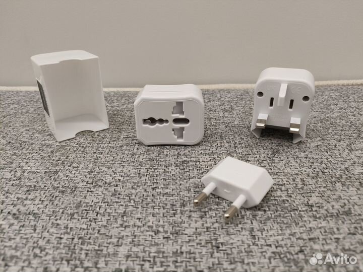 Универсальный сетевой тревел-адаптер