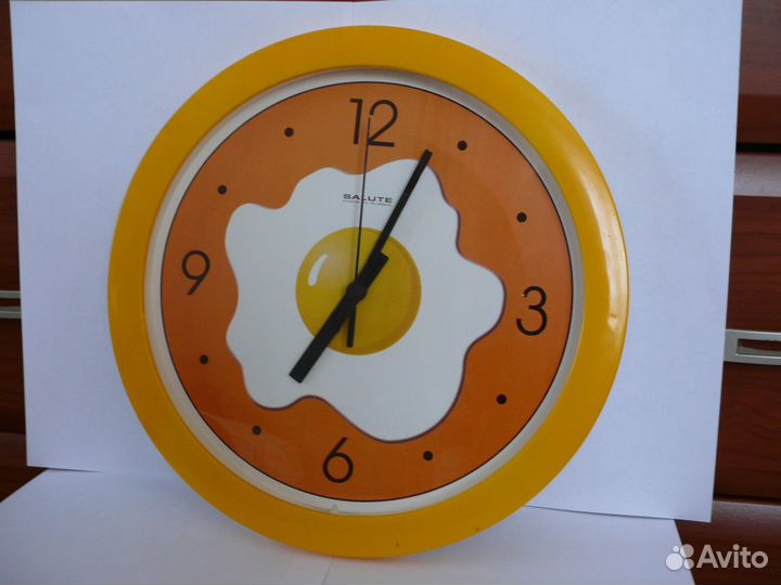 Часы настенные 