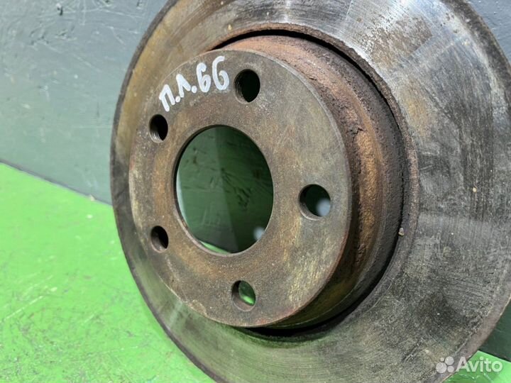 Диск тормозной Volkswagen Passat B5 1.8 ADR 1997