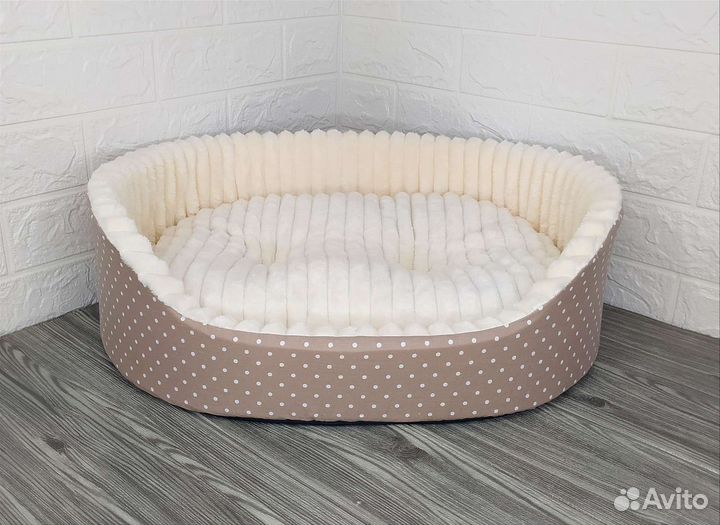 Лежанка для собак и кошек