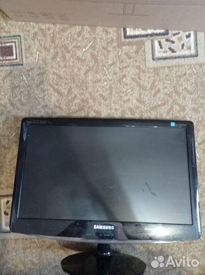 Монитор Samsung