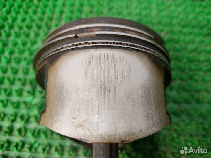 Поршень с шатуном Nissan Primera P11 SR20DE 1998