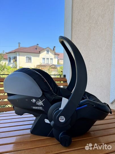 Автолюлька mima izi go для новорожденных
