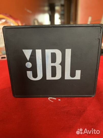 JBL go 1