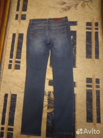 Джинсы итальянские от Версаче