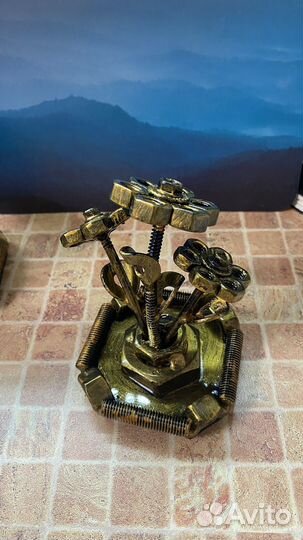 Цветок из гаек