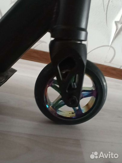 Трюковой самокат tech team