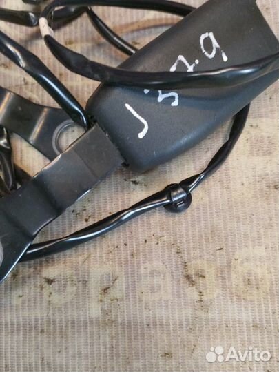 Замок ремня безопасности Mitsubishi Outlander Xl