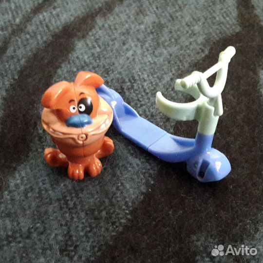 Игрушки из киндера 2000х