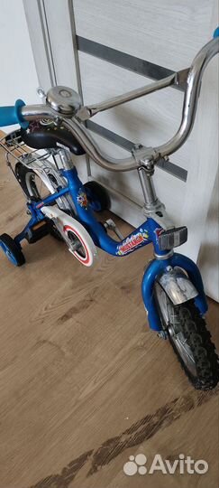 Велосипед детский 4 колесный