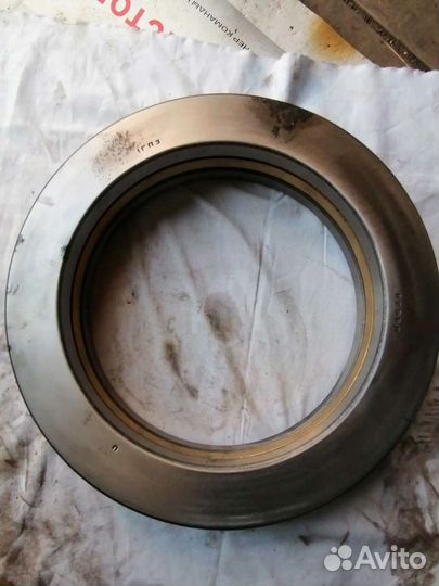 Подшипник шариковый упорный 8256Л гпз